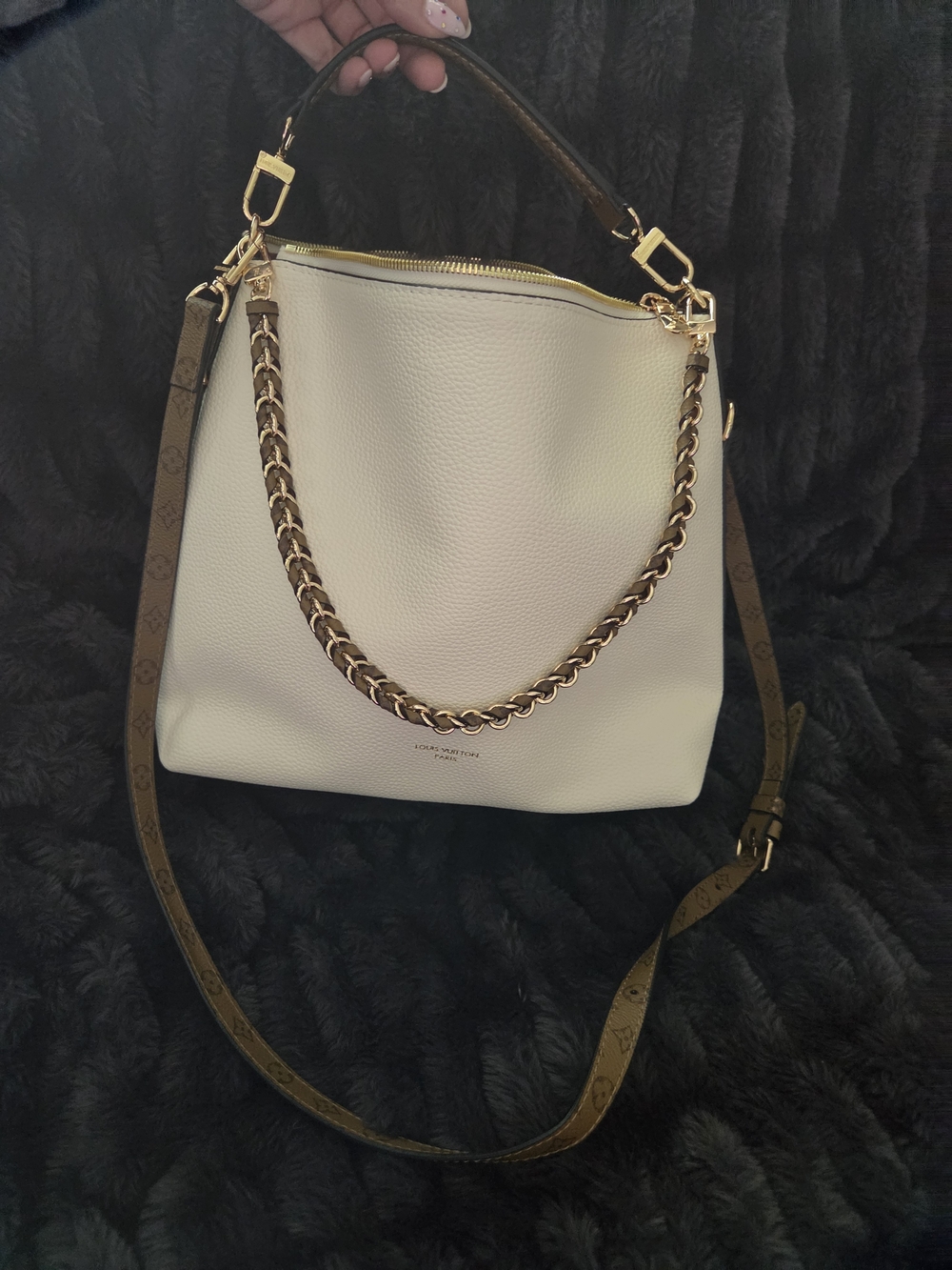 Off White Multi-Pass Style Handbag